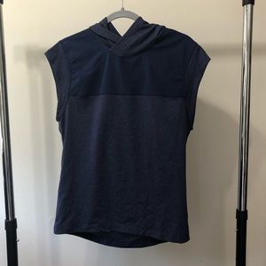 Lululemon sleeveless hoodie top. Blue. Small. Mesh back.